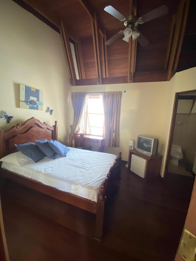 Casa Mora B&B Cartago Luaran gambar