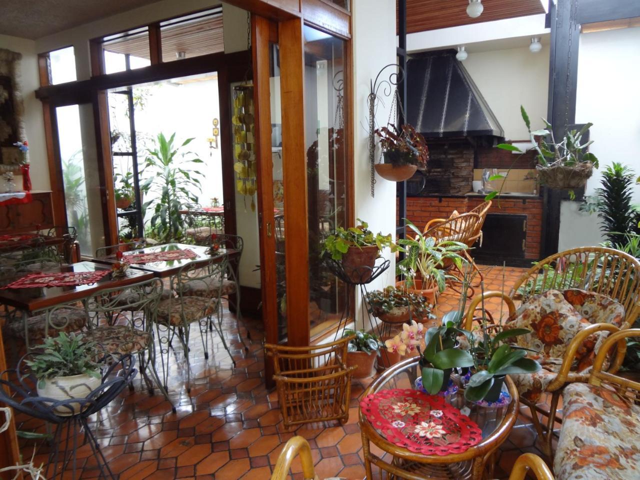 Casa Mora B&B Cartago Luaran gambar