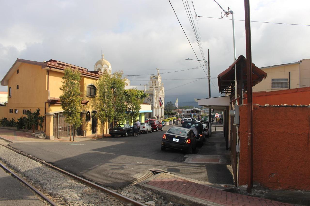 Casa Mora B&B Cartago Luaran gambar