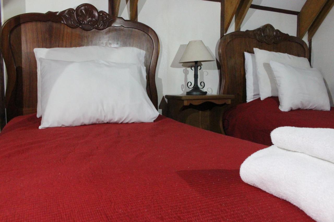 Casa Mora B&B Cartago Luaran gambar